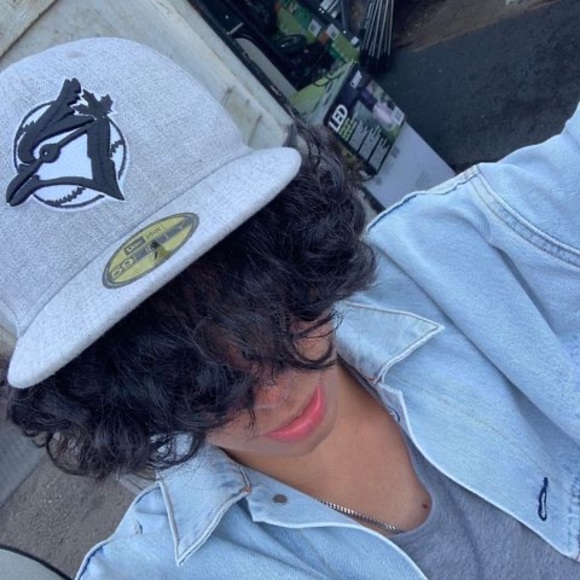 Meet your Posher, Perez - Picture 1 of 1